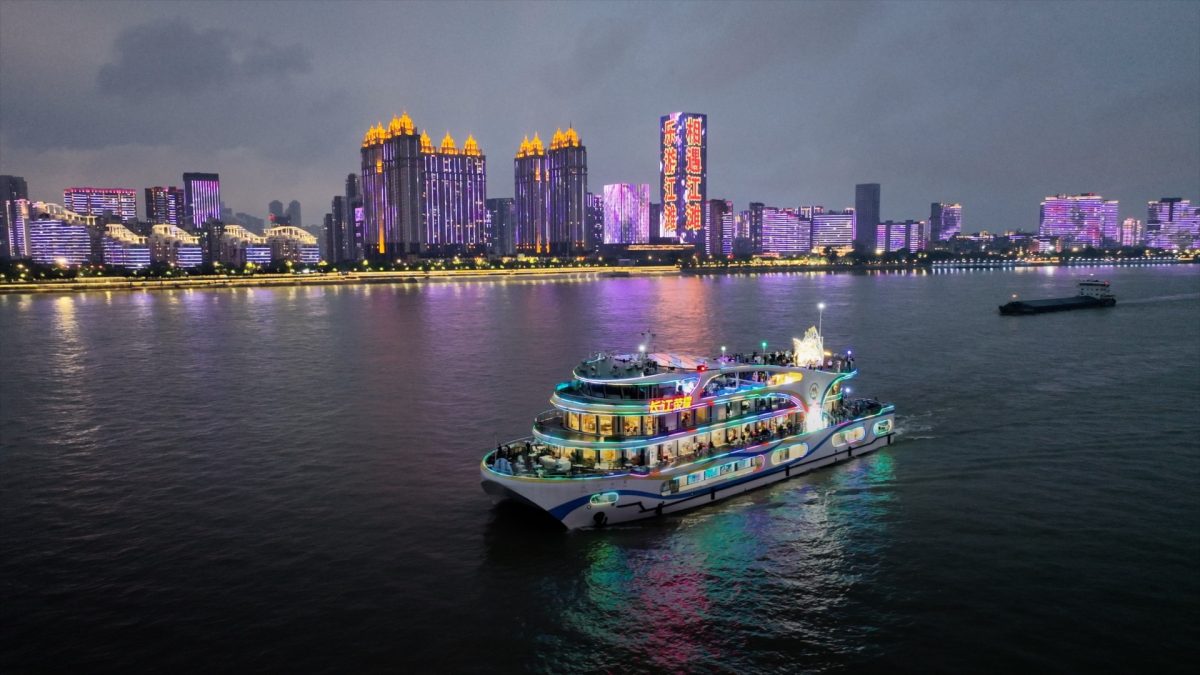 Yangtze River cruises combine innovation with environmental awareness